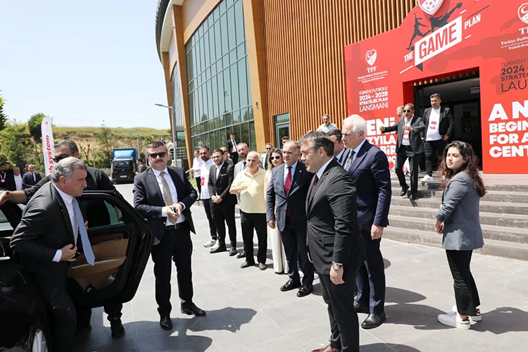 Türk futbolunun stratejik planı Beykoz’da konuşuldu