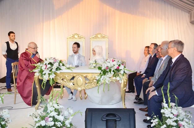 Dost Beykoz Yazarı Raif Öztürk'ün oğlu ve Özemek Spor Mağazalarının