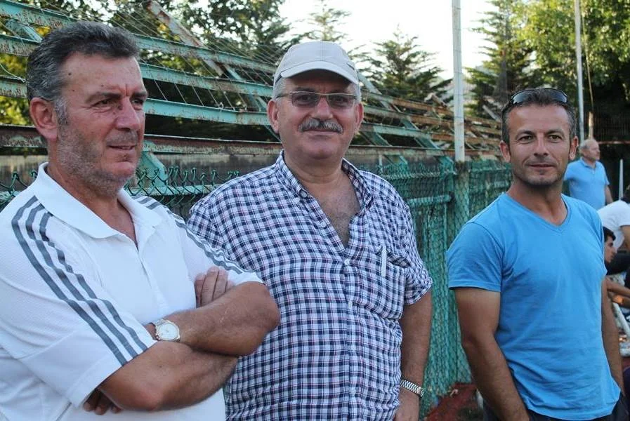 Beykoz'un İstanbul Süper Amatör Ligdeki temsilcilerinden Gümüşsuyuspor, Yalovaspor'dan Anıl Zengin'i