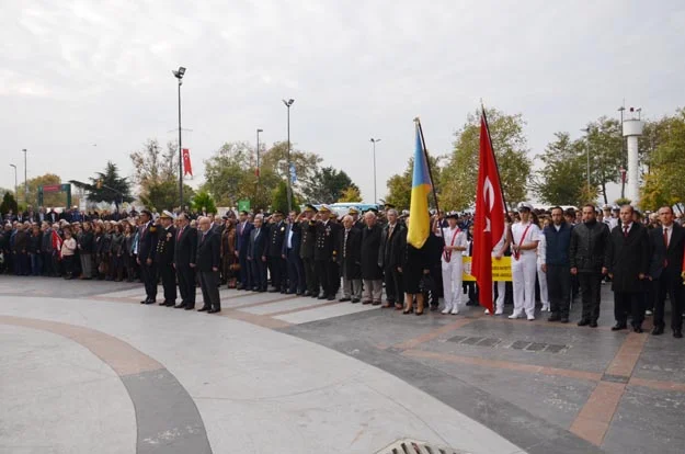 10 kasim 2015 anma 18 3DI m6LC05