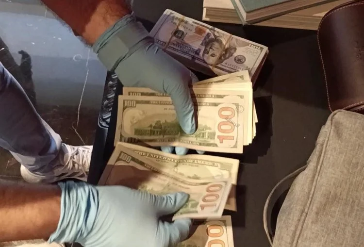 Beykoz'da yasa dışı olarak kurdukları düzenekle yüksek kar vaadiyle insanları