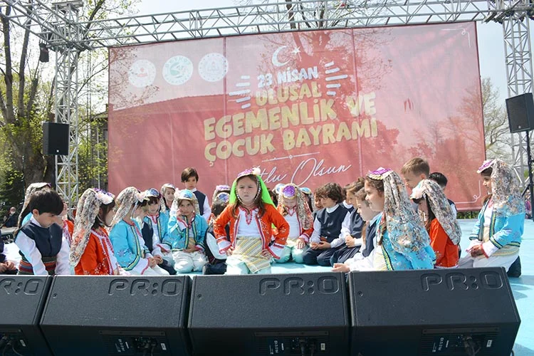 Beykoz’da 23 Nisan Ulusal Egemenlik ve Çocuk Bayramı 3 23 nisan 2022 beyk IeITgrEY1