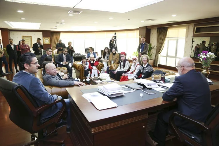 23 nian 2017 8 bODtS1AJyP