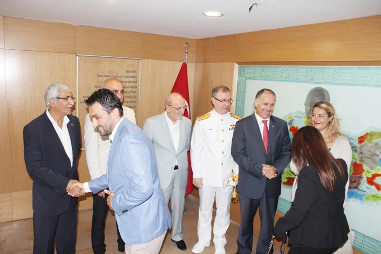 30agustos dayan 32 upfQL2ms7Q