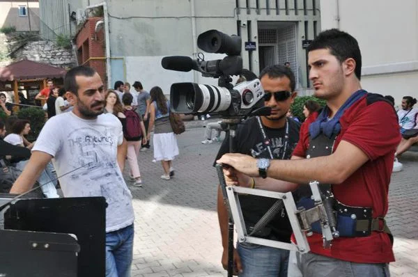 Beykoz’un genç sinemacıları imkânsızlıklarına rağmen zoru başarıyor, imkânları olsa kim