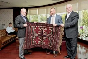 Ardahan Belediye Başkanı Faruk Köksoy, Beykoz Belediye Başkanı Yücel Çelikbilek'i