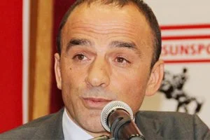 Paralel yapının kendisine şantaj yaptığını anlatan Metro Turizm'in patronu Galip