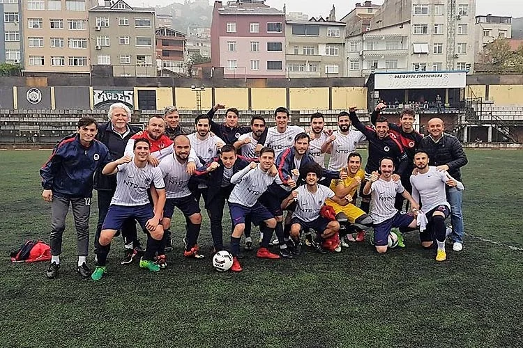 İstanbul 2. Amatör Lig 16. Grubunun Lideri TED İstanbul Koleji,