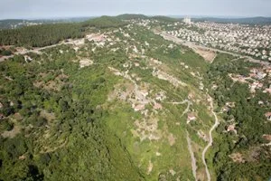 2B arazileri yerli ve yabancı inşaatçıların iştahını kabarttı. Türk müteahhitlerin