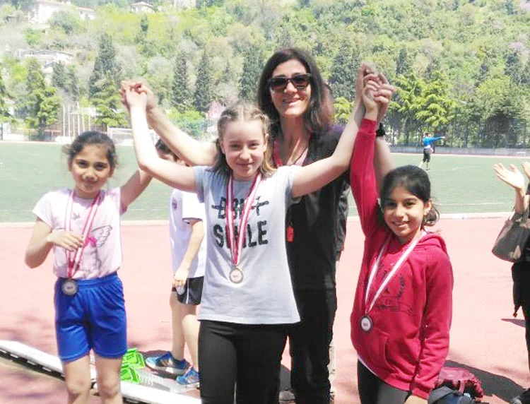 a i o haber 4 rk7jHVXWK7