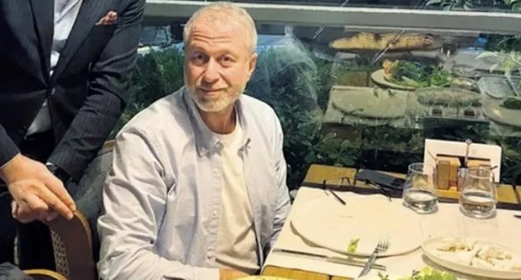 Beykoz Anadoluhisarı'nda yemek yiyen Rus milyarder Abramoviç, 85 bin lira