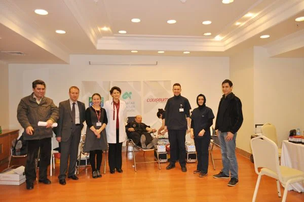 Kızılay'ın “1 Milyon İyi İnsan Aranıyor” kan bağışı kampanyası kapsamında,