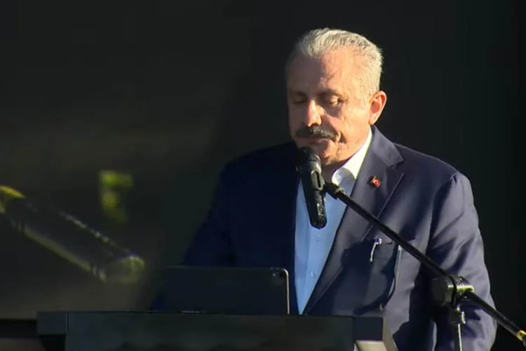 Beykoz'da 7/24 yaşayan alanlar konsepti çerçevesinde yapımı tamamlanan alanların açılışını