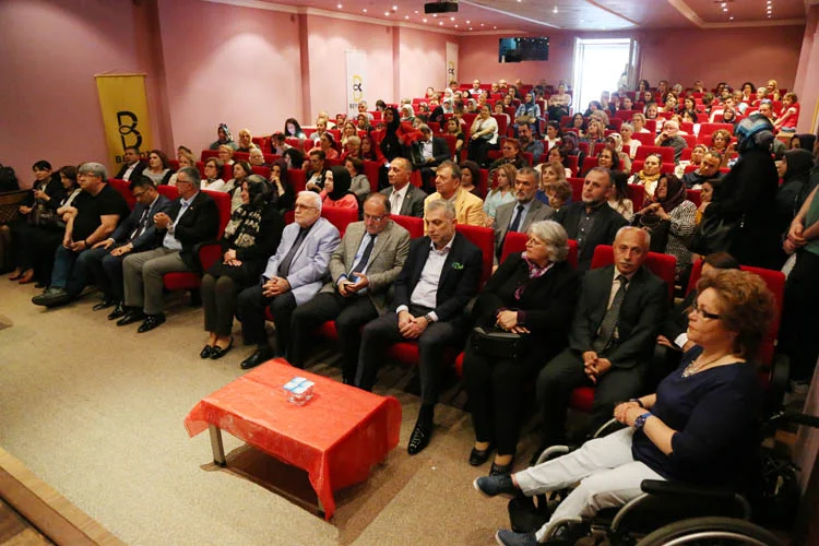 İlknur Bakoğlu Tabak'ın her yıl Beykoz Vakfı'nda meraklılarına yönelik gerçekleştirdiği