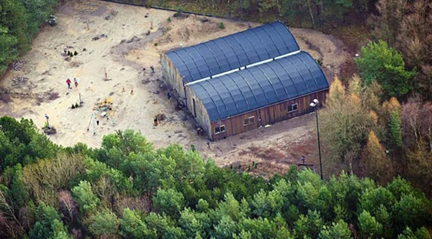 Acun Ilıcalı'nın 2015 yılında TV8'de yayınladığı Ütopya adlı program bu