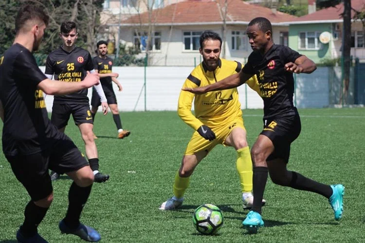 Bölgesel Amatör Lig müsabakalarına hazırlanan Beykoz 1908 A.Ş, antrenman maçlarına