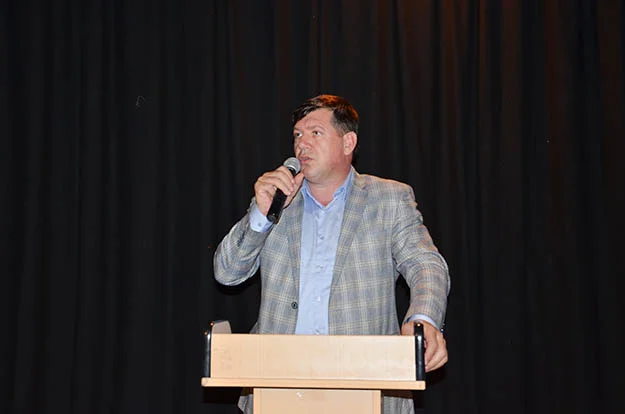 ak bey dan Vac7WjoLYC