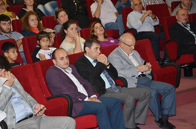 ak bey dani Zpsc EEqyK