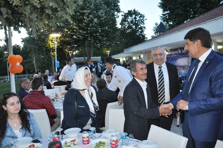 ak iftar 16 34 U7zFLKpdFV