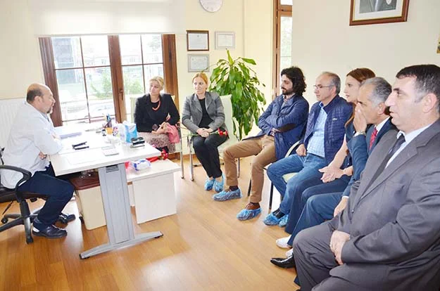 Beykoz Belediyesi'nin AK Partili Meclis Üyeleri, seçim çalışmalarında partilerine destek