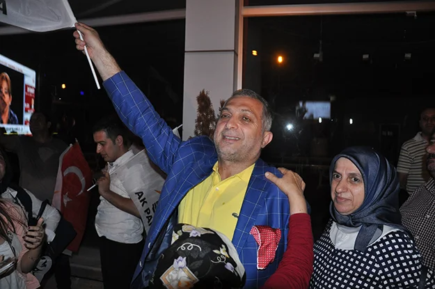 ​Recep Tayyip Erdoğan'ın Cumhurbaşkanı olmasının kesinleştiği saatlerde, Beykoz'da deyim yerindeyse