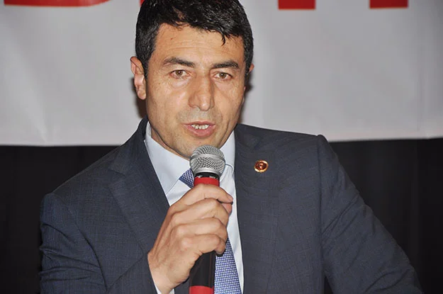 Beykoz İlçe Başkanı Gürkan kimleri uyardı? 5 ak part beyko D4PF8epU5G