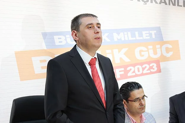 ak part bayr 3MYWXfJdvZ