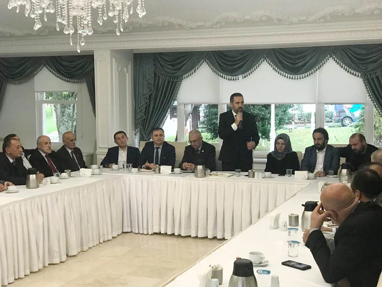 ak part beykoz u muhtarlarla yonetiyo NRhJGaYWPO