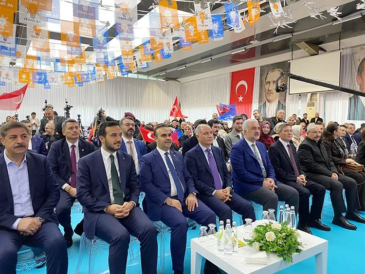 AK Parti Beykoz kongresi beklenen ilgiyi görmedi 3 ak parti kongre 4 9g3TupTYgi