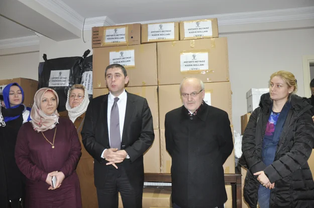 AK Parti İstanbul İl Başkanlığı tarafından başlatılan “Çocuklar Üşümesin” kampanyasında