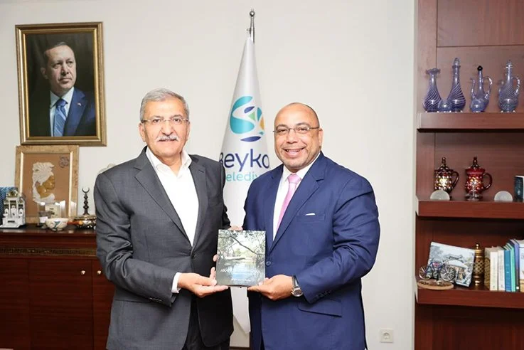 akanda beyk 2zBbg7LBiJ