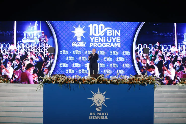 AK Parti İstanbul İl Başkanlığı, Haliç Kongre Merkezinde 100 bin