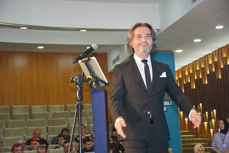 akdem beyk GnfAXf2hrB