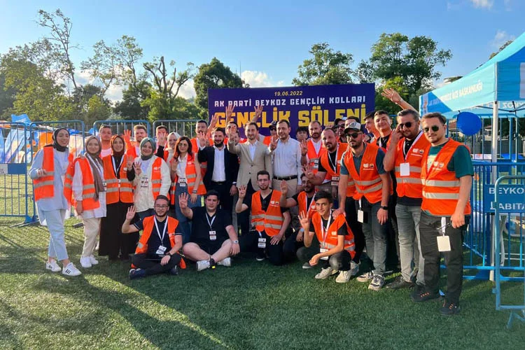 AK Partili gençlerin Beykoz'daki şöleni 3 akfestdb4 U6DXPwFOVU