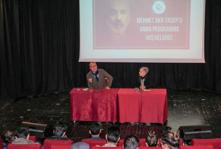 Mehmet Akif Ersoy, 82. vefat yıldönümünde torunu Selma Argon’un söyleşisiyle