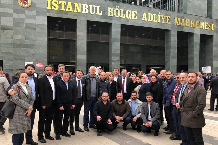 AK Parti mahkeme salonlarından çıkamıyor 2