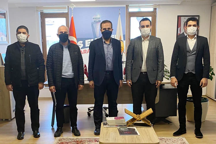 Türkiye Gençlik Vakfı İstanbul İl Başkanı Emrullah Şahlan, AK Parti