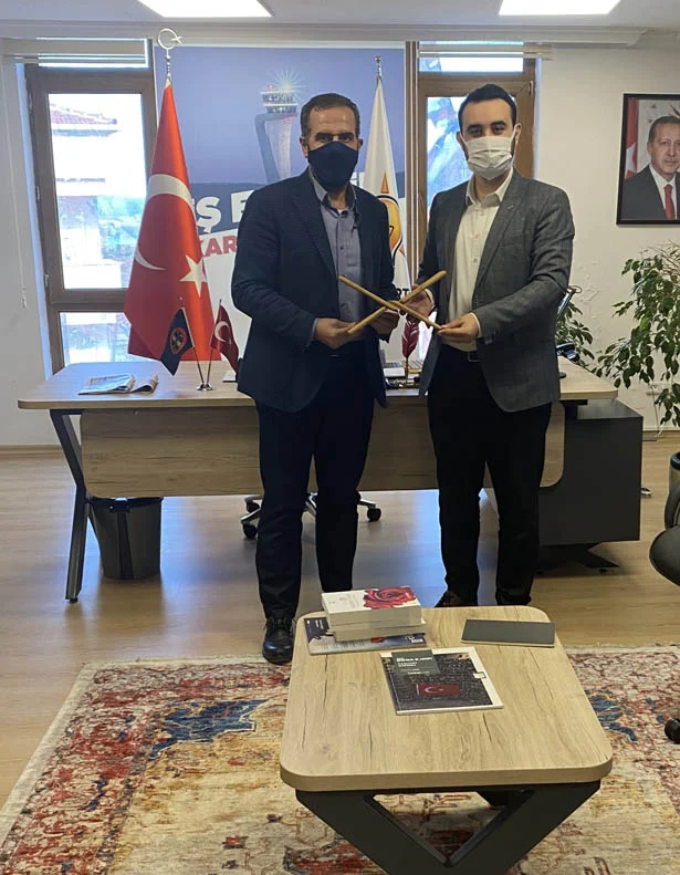 akpartitugvadb2 bEegq99Ymq