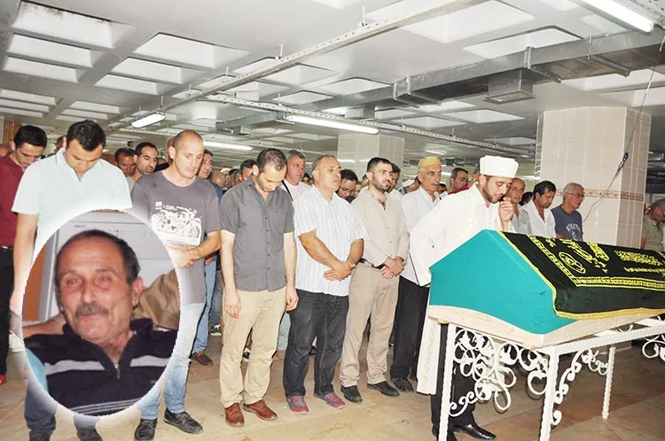 Gümüşsuyu Mahallesi'nde motosikleti ile giderken fenalaşarak küçük bir kaza yapan