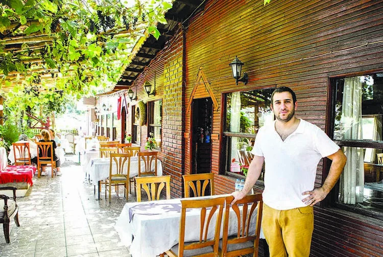 alibahadir 8 6eyaRMQ6zY