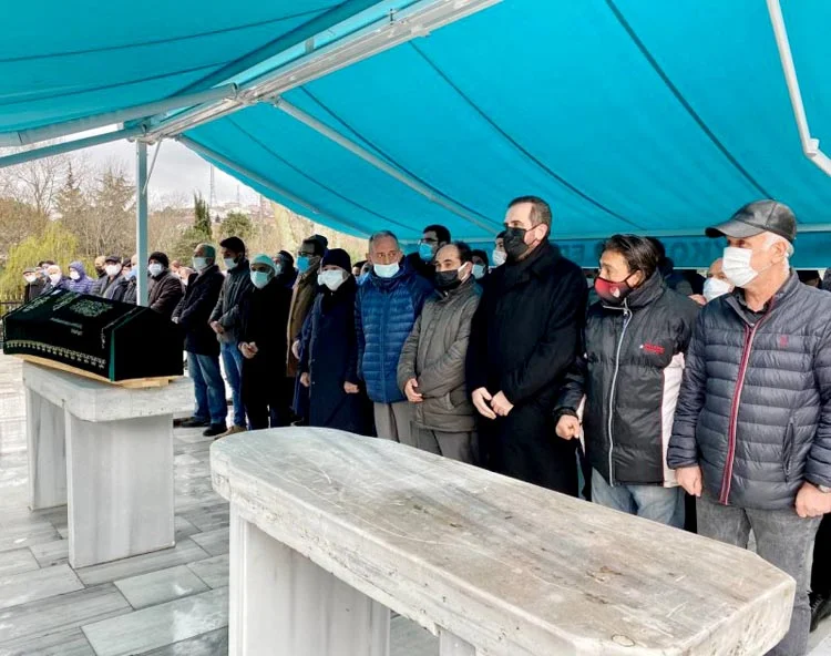 Beykoz’un alimi Ali Yalçın ebediyete uğurlandı 2 alim beykoz 3 YbUThPLKMg