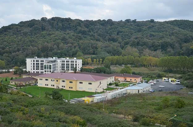 alman universi 0YyUFWc57B