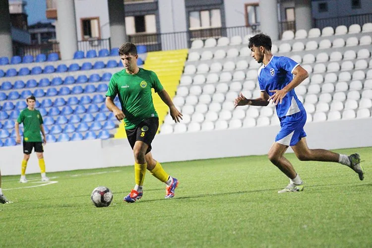 Anadoluhisarı Sultanbeyli’den neşeli döndü: 5-1 2 anadolu 2 K5M8MbtqJ