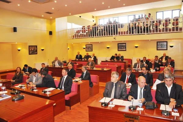 Bütün Türkiye'de olduğu gibi Beykoz’da da nefesler tutulmuş, AK Parti