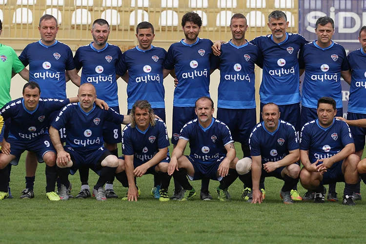 Antalya’da devam eden Türkiye Veteranlar Futbol Ligi-Green Hıll  Turnuvasında