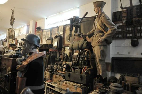 Yemyeşil doğası ve masmavi denizini yılın dört mevsiminde ziyaretçilerine cömertçe