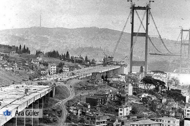 Duayen foto muhabiri Ara Güler, tedavi gördüğü hastanede 90 yaşında