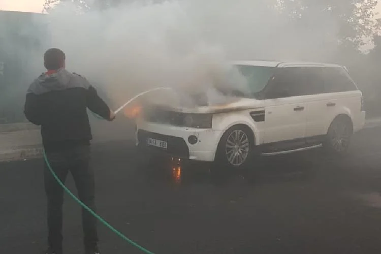 arac yangin 4 3TesfUCvyq