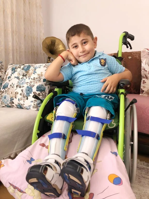 Aras'ın en büyük hayali yürüyebilmekti 2 aras 1 uf2cBICe0Z