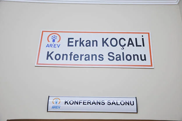 Ardahan Eğitim Vakfı, büyük bir ilgiyle Yenimahalle'de açılış yaptı